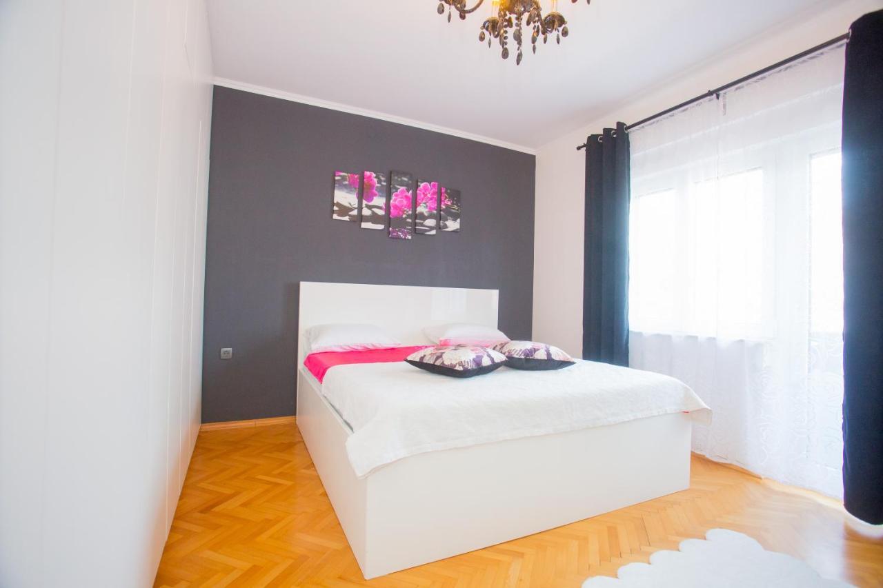Luxury Villa Vibrass Split Exterior photo