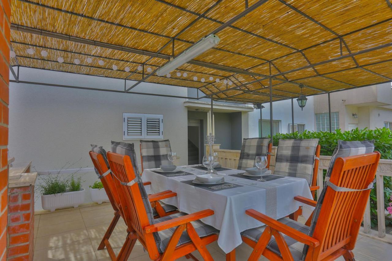 Luxury Villa Vibrass Split Exterior photo