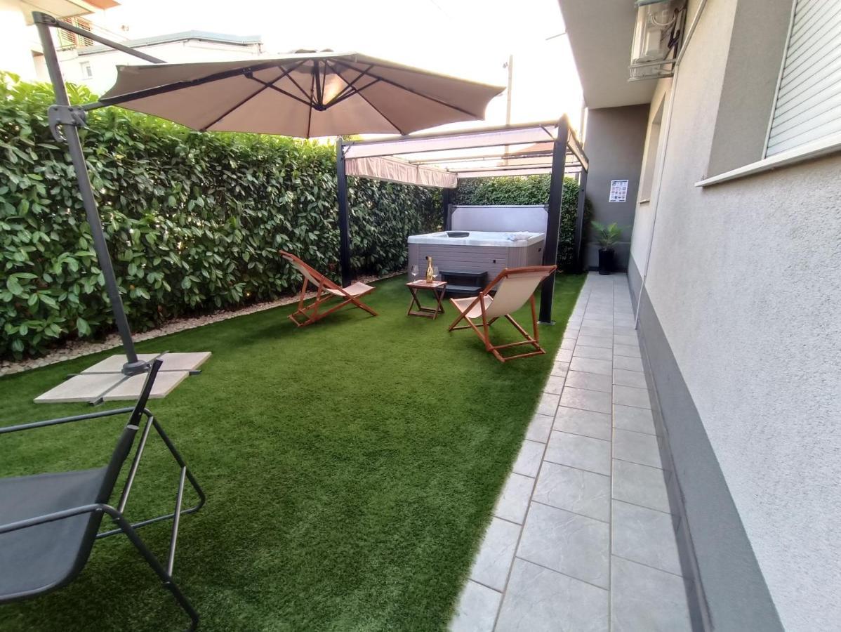 Luxury Villa Vibrass Split Exterior photo